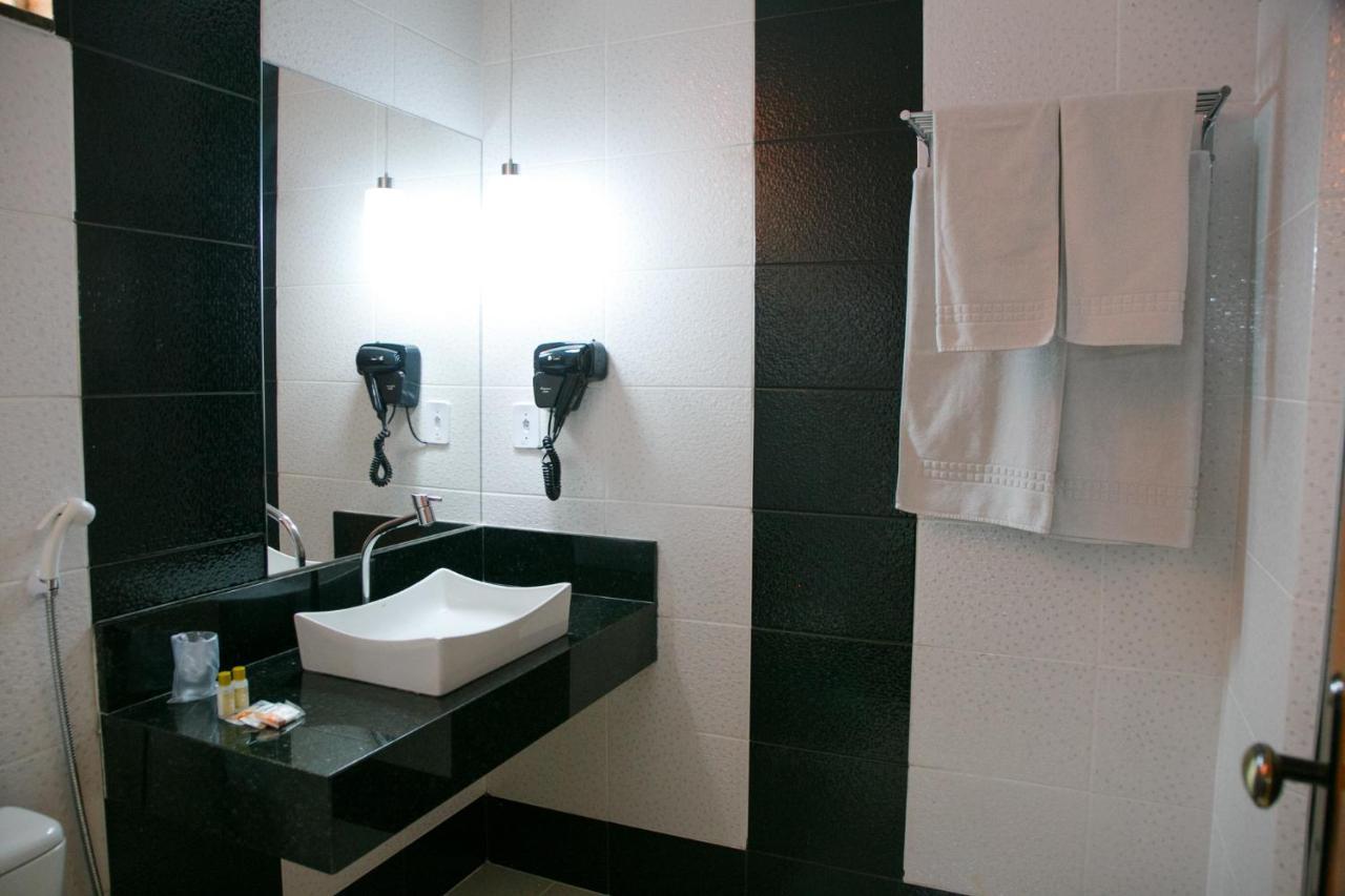 Hotel Rancho Verde Баррейрас Екстер'єр фото